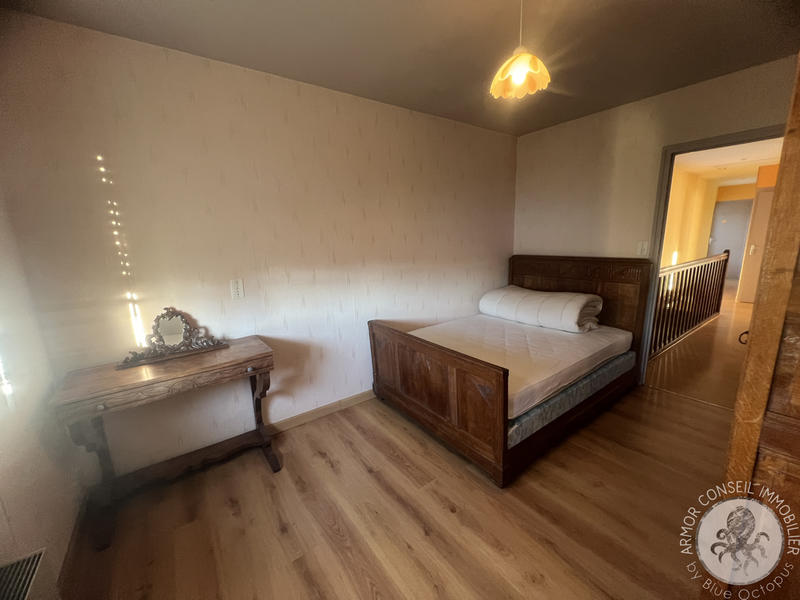 Maison - 163 m² - 7 pièces