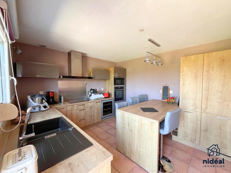 Maison - 140 m² - 7 pièces