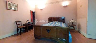 Maison - 158 m² - 8 pièces