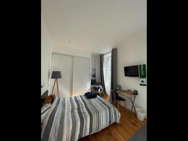 Chambre - 133 m² - 1 pièce