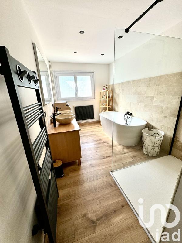 Maison de village - 200 m² - 6 pièces