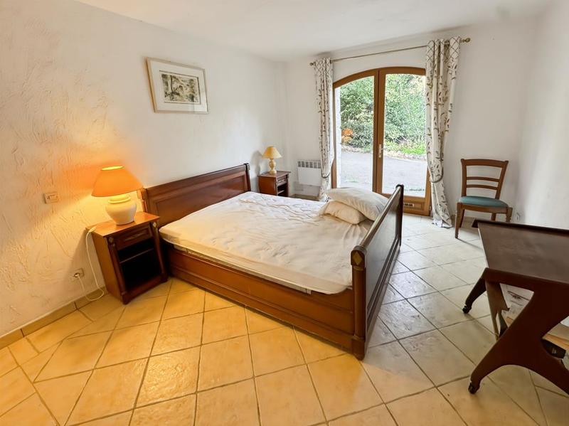 Villa - 180 m² - 5 pièces