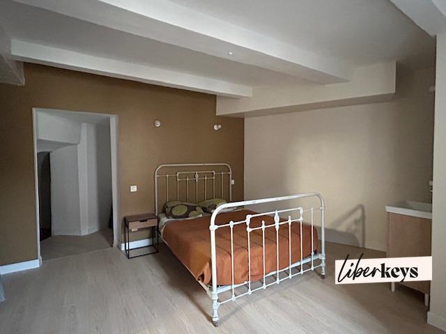 Maison de village - 141 m² - 6 pièces