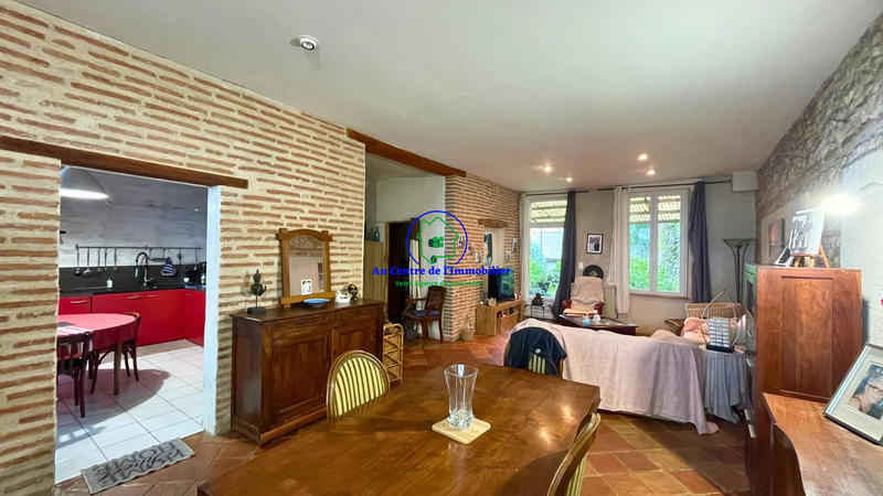 Maison - 121 m² - 5 pièces