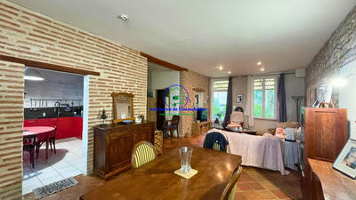 Maison - 121 m² - 5 pièces