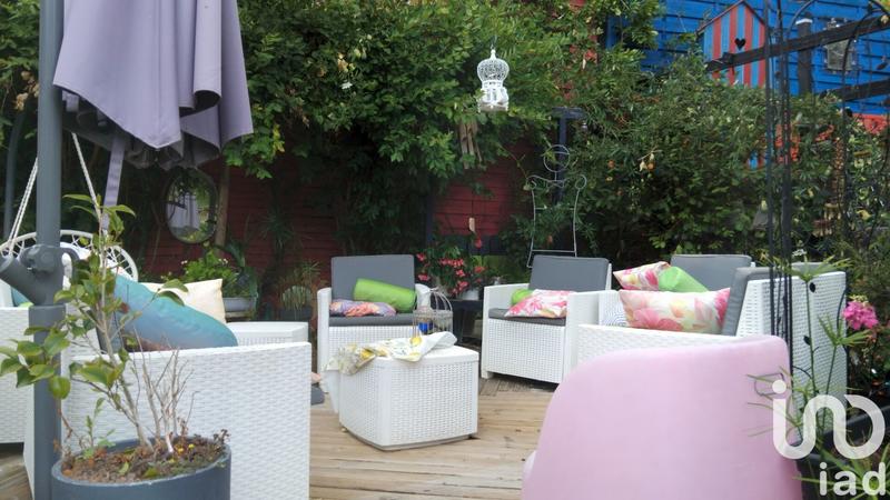 Maison - 197 m² - 9 pièces