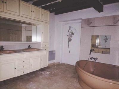 Longère - 270 m² - 7 pièces