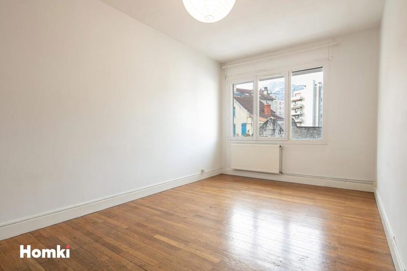 Appartement - 60 m² - 2 pièces