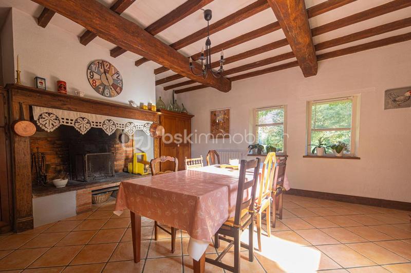 Maison ancienne - 213 m² - 7 pièces