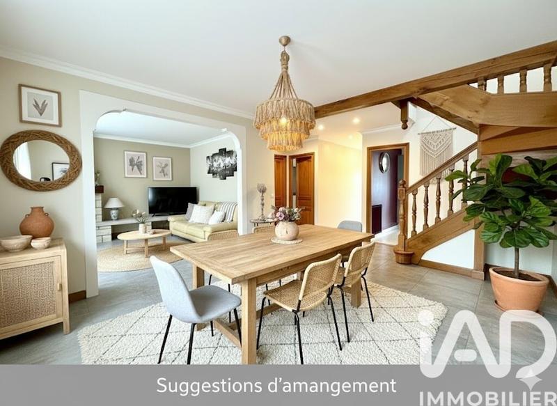 Maison - 110 m² - 7 pièces