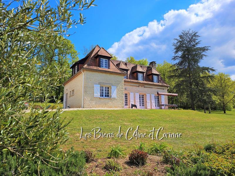 Maison - 145 m² - 5 pièces