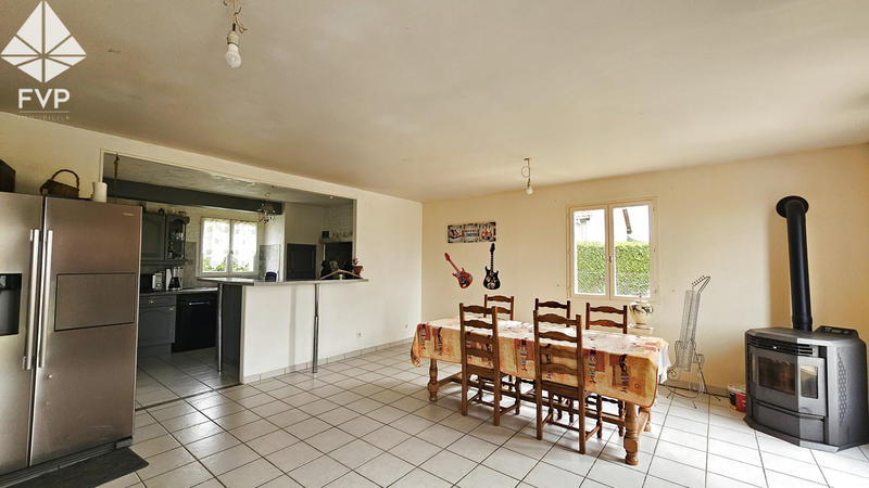 Maison - 141 m² - 6 pièces