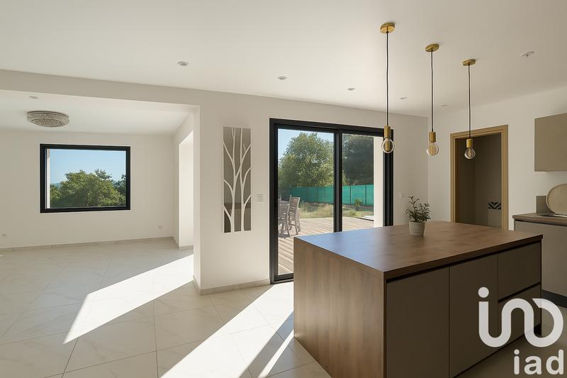 Maison - 170 m² - 7 pièces