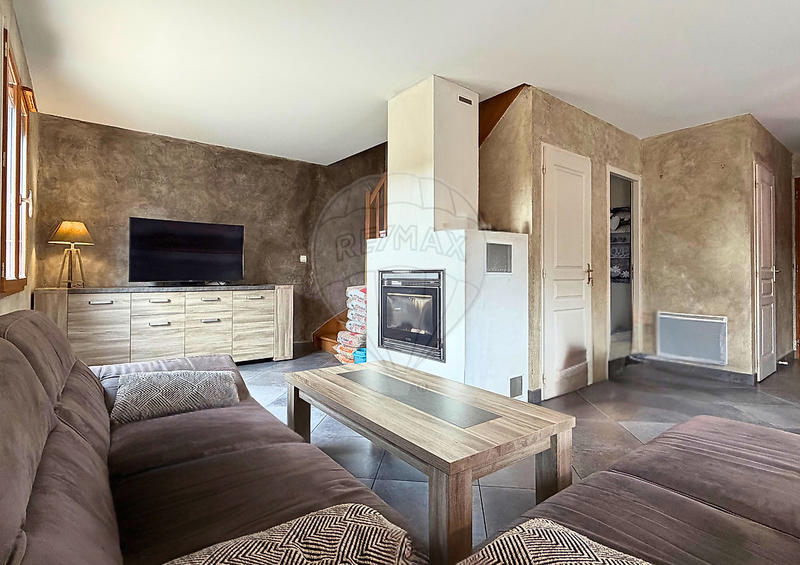 Maison - 108 m² - 5 pièces