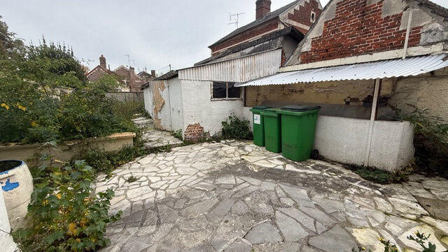 Maison - 96 m² - 5 pièces