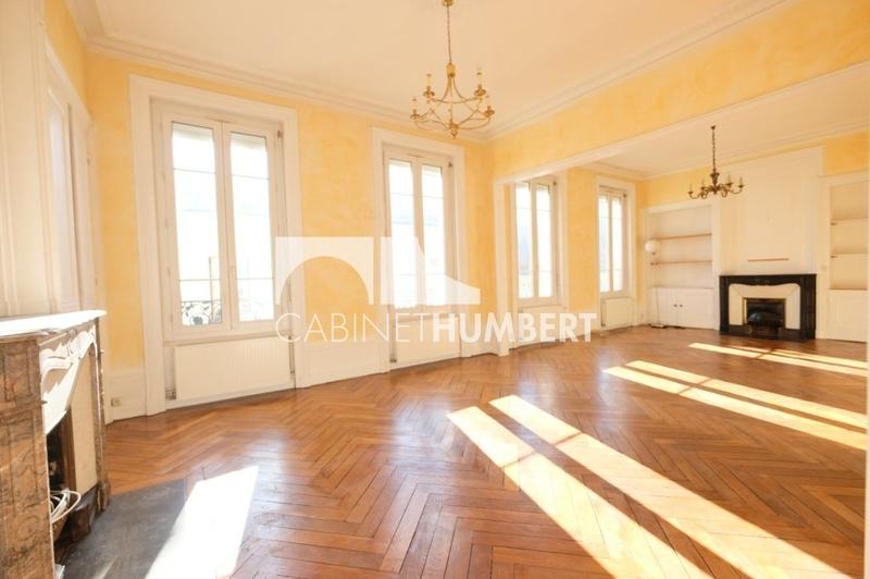 Appartement - 170 m² - 6 pièces
