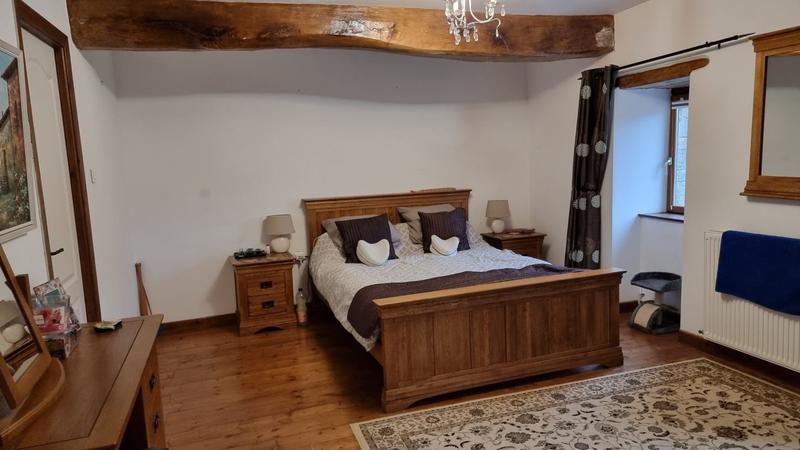 Maison - 187 m² - 11 pièces