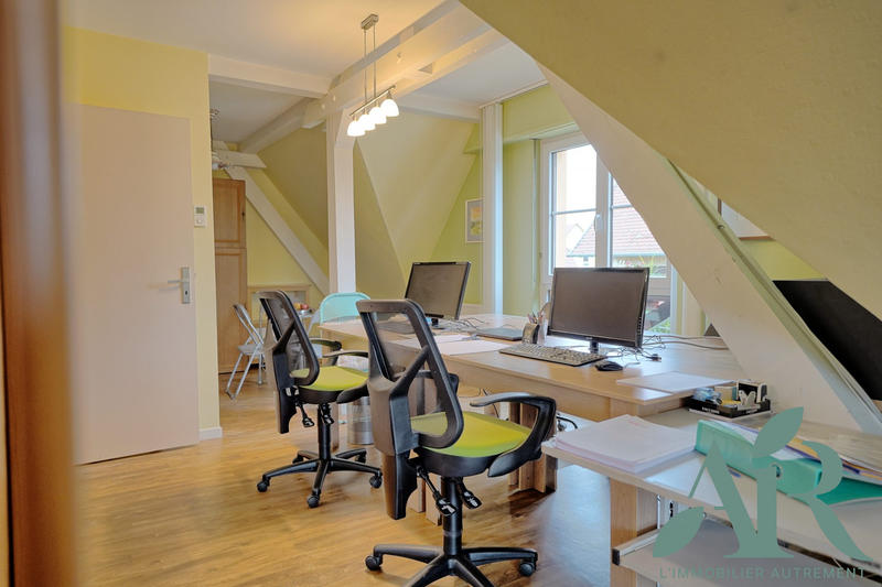 Maison - 268 m² - 5 pièces