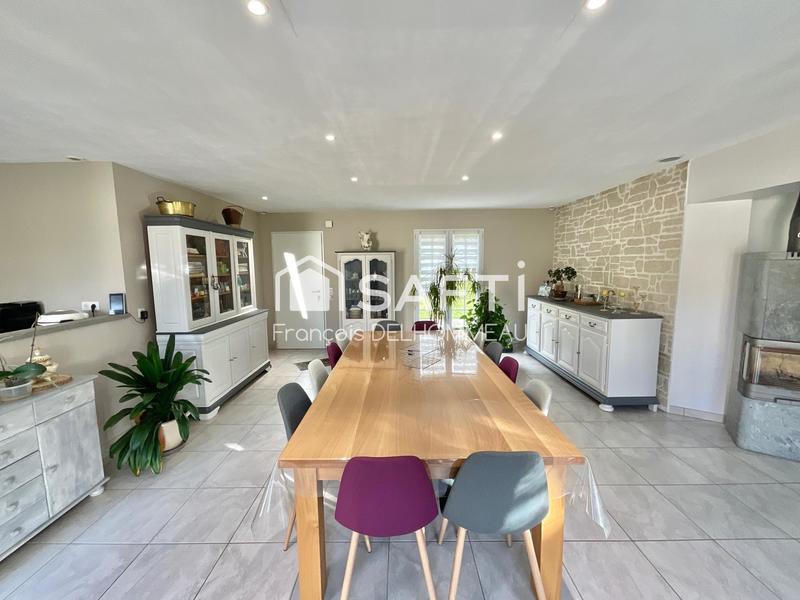 Maison - 137 m² - 7 pièces