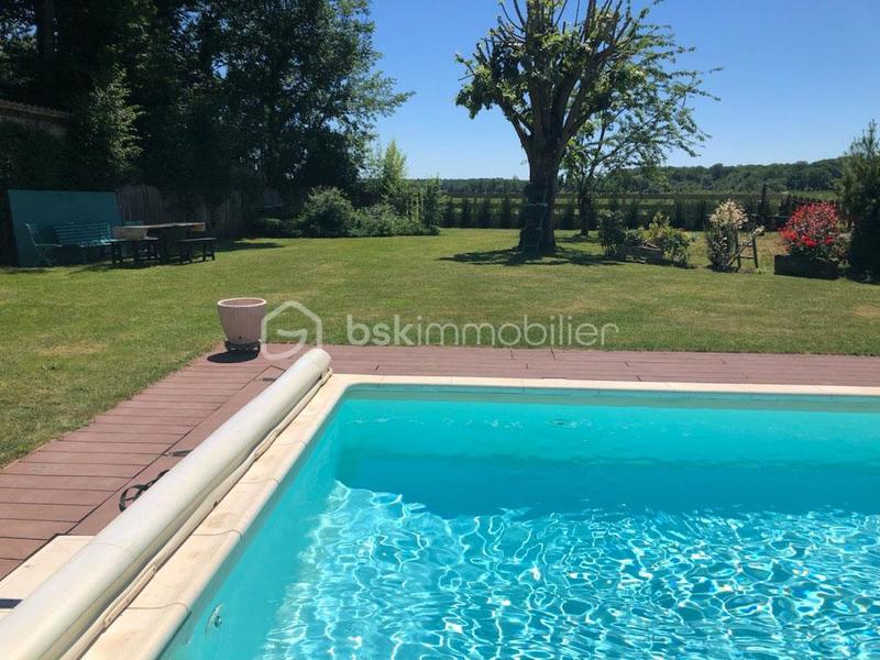 Maison en pierre - 225 m² - 6 pièces