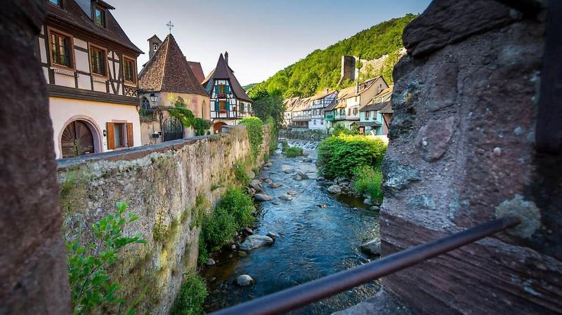 Maison - 213 m² - 8 pièces