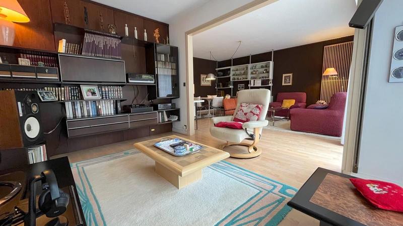 Maison - 96 m² - 5 pièces