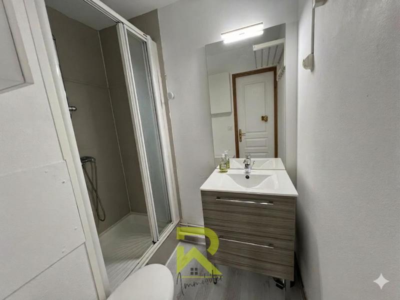 Studio - 19 m² - 1 pièce