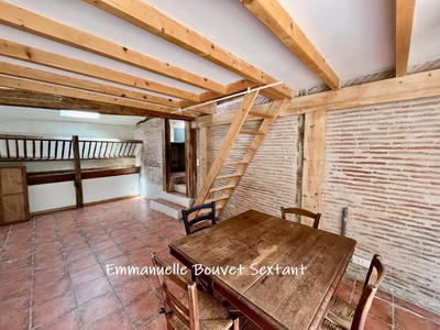 Maison - 180 m² - 8 pièces