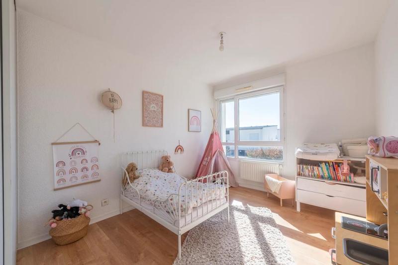 Appartement - 104 m² - 5 pièces