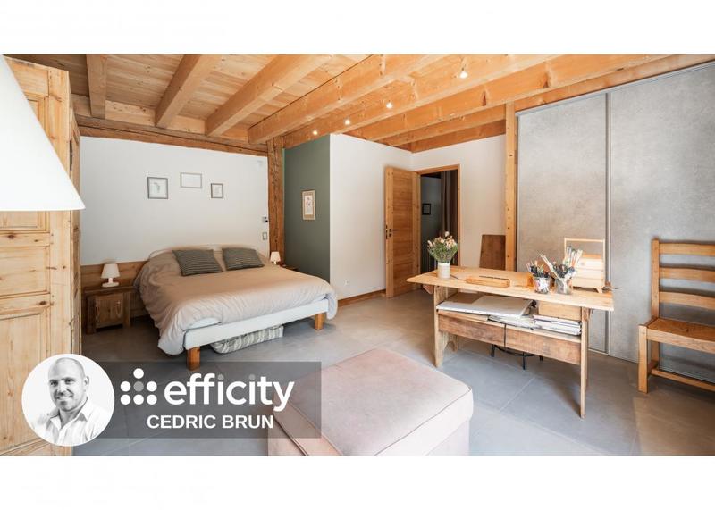 Maison - 280 m² - 7 pièces