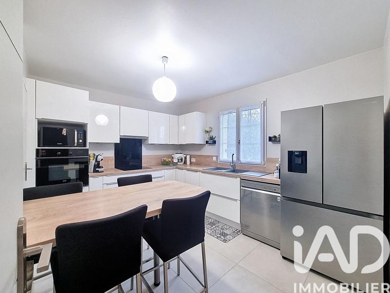 Maison - 144 m² - 5 pièces