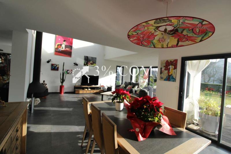 Maison - 225 m² - 1 pièce