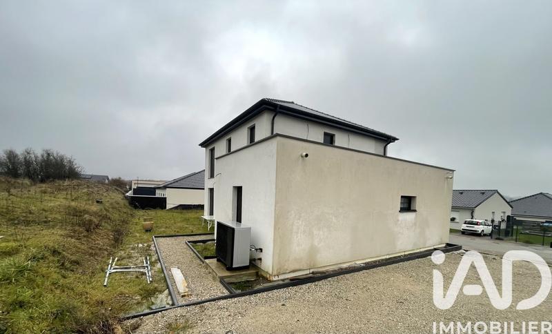 Maison - 145 m² - 6 pièces