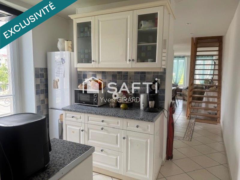 Appartement - 134 m² - 6 pièces