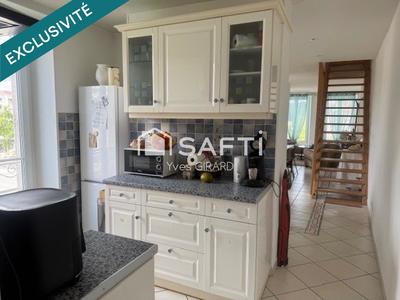 Appartement - 134 m² - 6 pièces