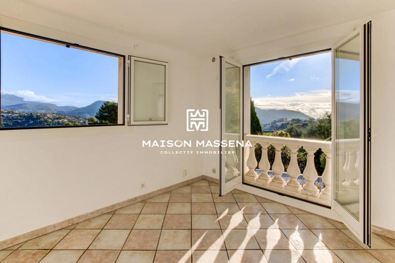 Appartement - 122 m² - 4 pièces