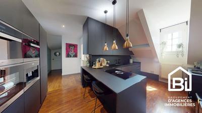 Appartement - 122 m² - 5 pièces