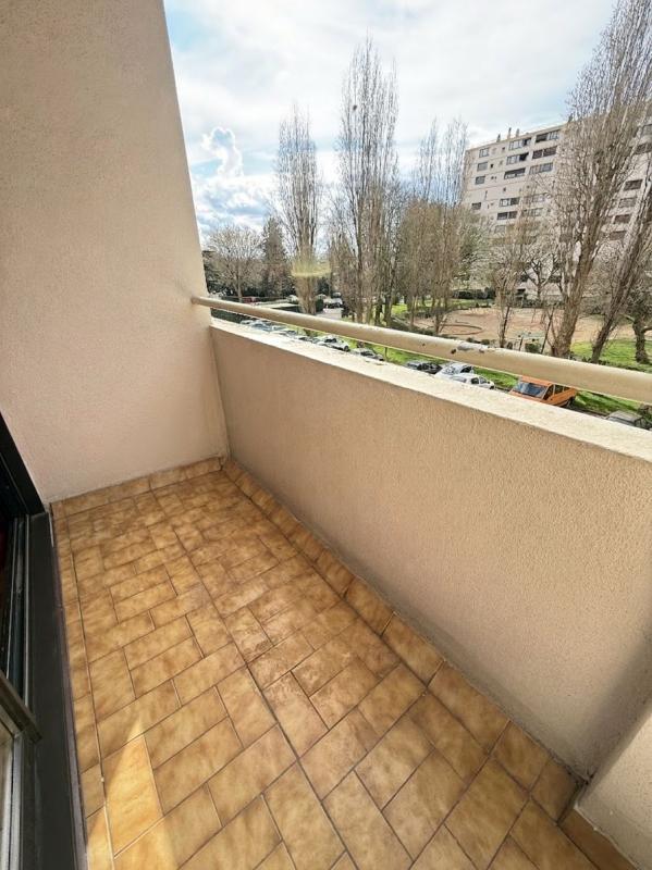 Appartement - 64 m² - 4 pièces