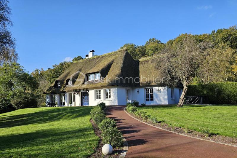 Chaumière - 470 m² - 9 pièces