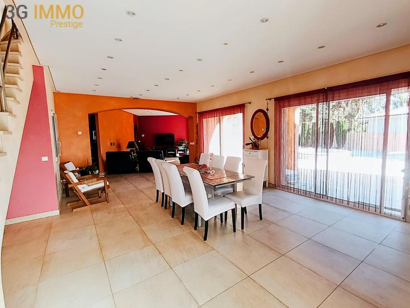 Maison d'architecte - 200 m² - 7 pièces