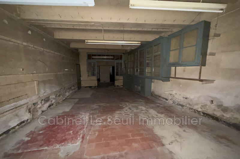 Maison - 215 m² - 9 pièces