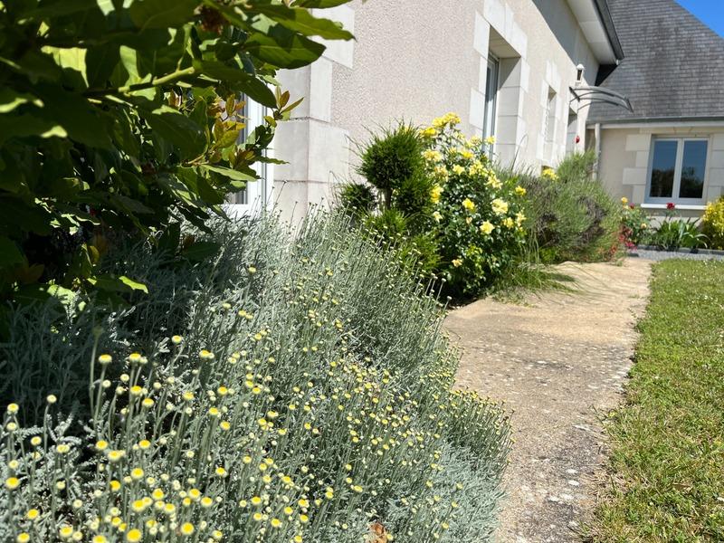 Maison - 240 m² - 8 pièces