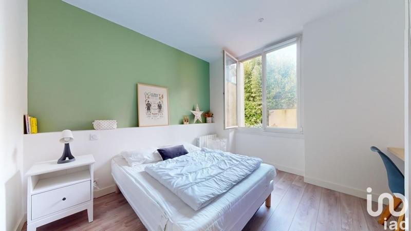 Maison - 210 m² - 10 pièces