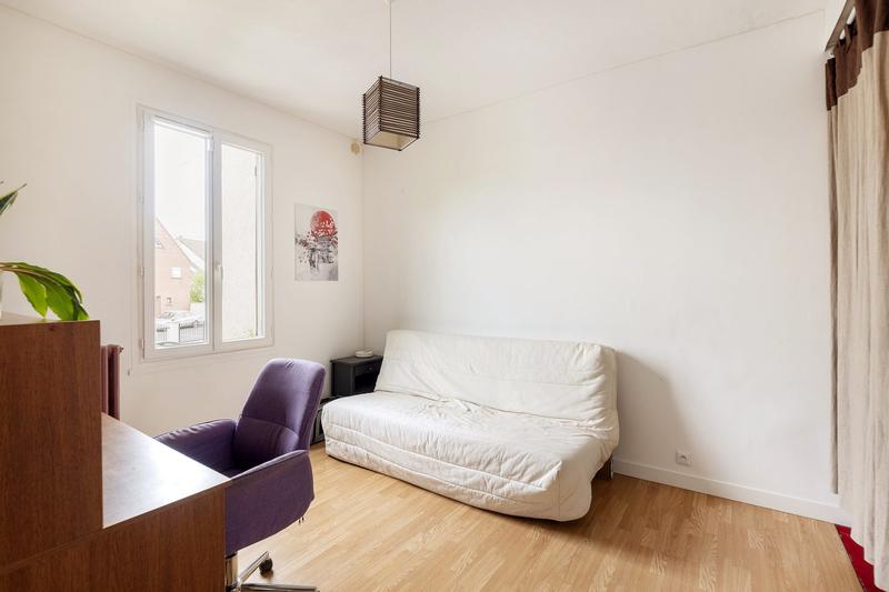 Maison - 143 m² - 6 pièces