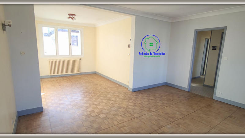 Maison - 104 m² - 4 pièces