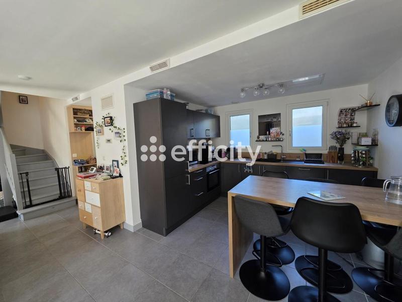 Appartement - 96 m² - 4 pièces