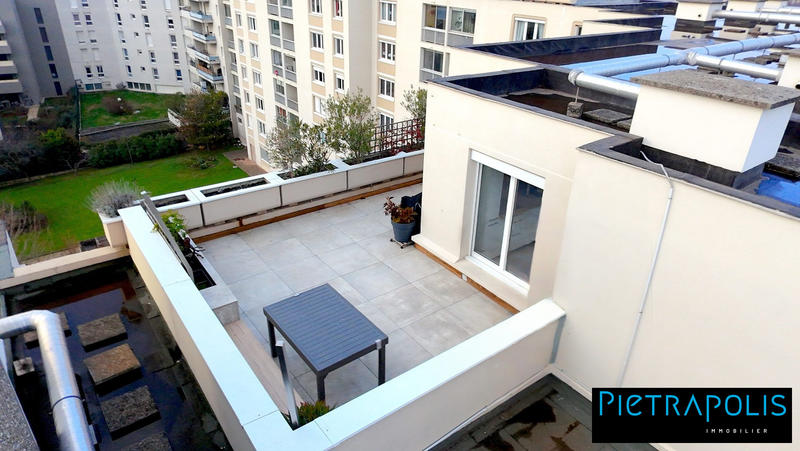 Appartement - 109 m² - 5 pièces