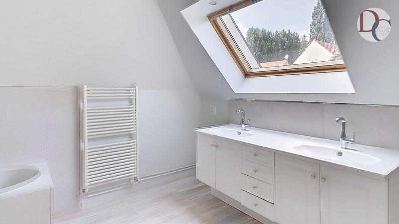 Maison - 160 m² - 7 pièces