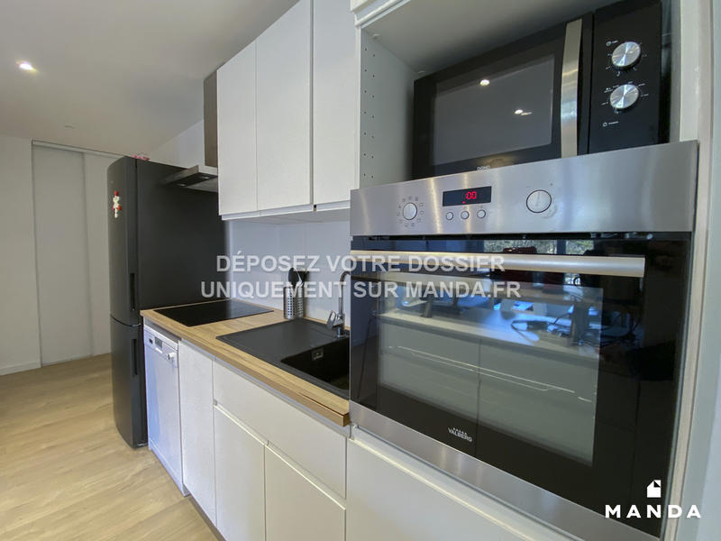 Chambre - 11 m² - 5 pièces