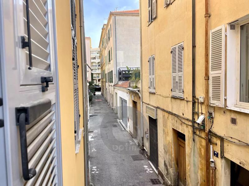 Appartement - 87 m² - 3 pièces